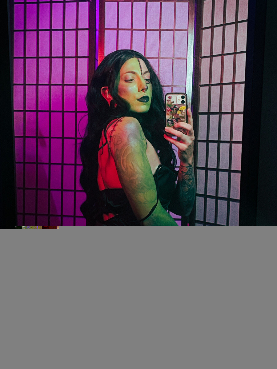 Themajoroni (@themajoroni), OnlyFans creator