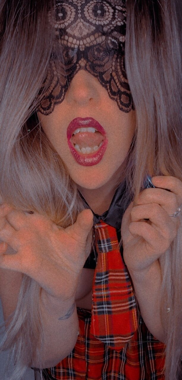 Themaskedbitch (@themasked_bitch), OnlyFans creator