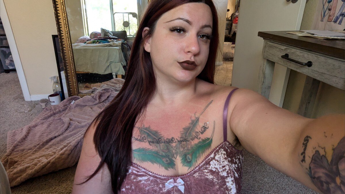 Themayqu33n (@themayqu33n), OnlyFans creator