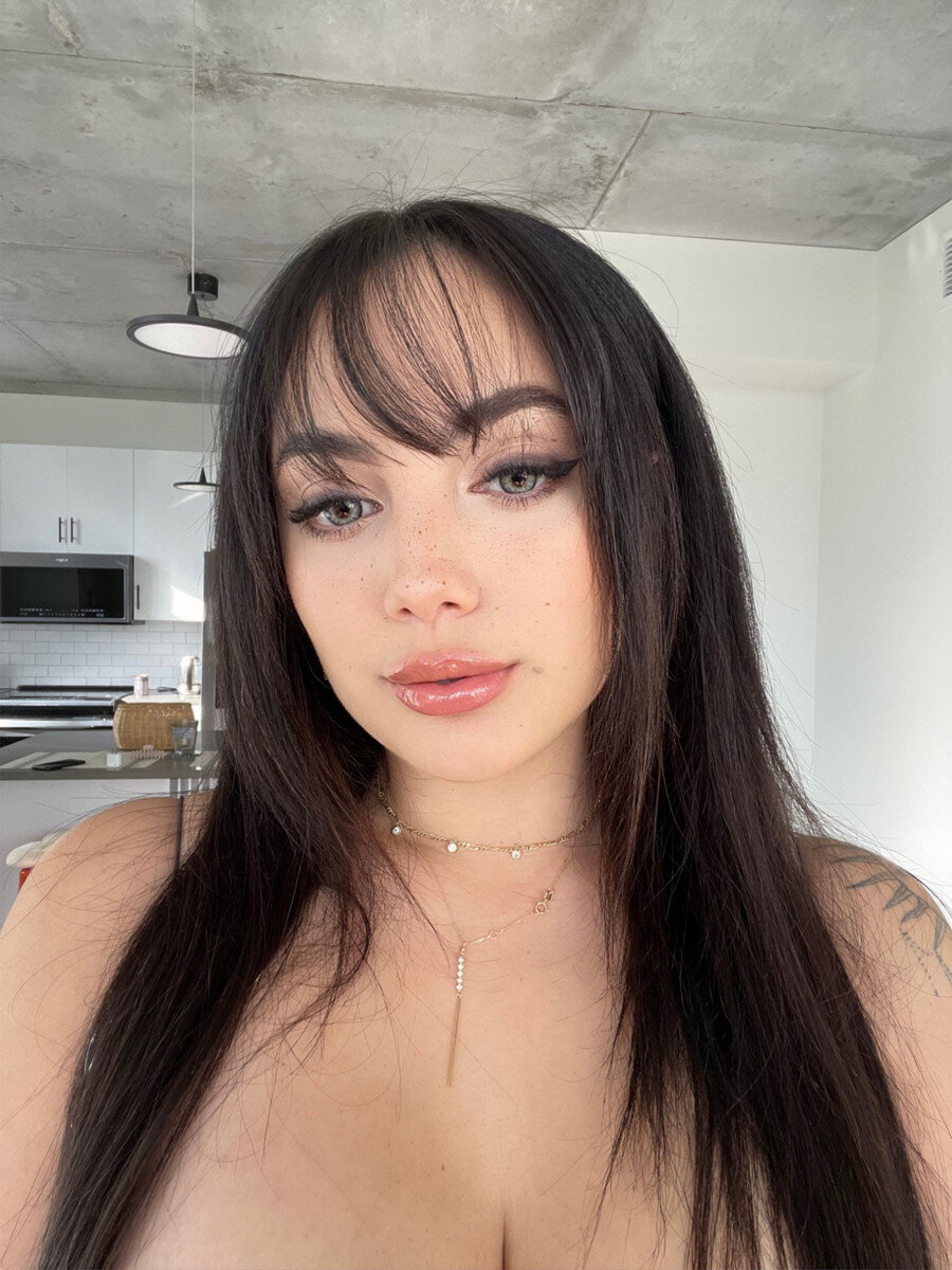 Thenikavenomfree (@thenikavenomfree), OnlyFans creator