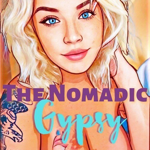 the (@thenomadicgypsy), OnlyFans creator