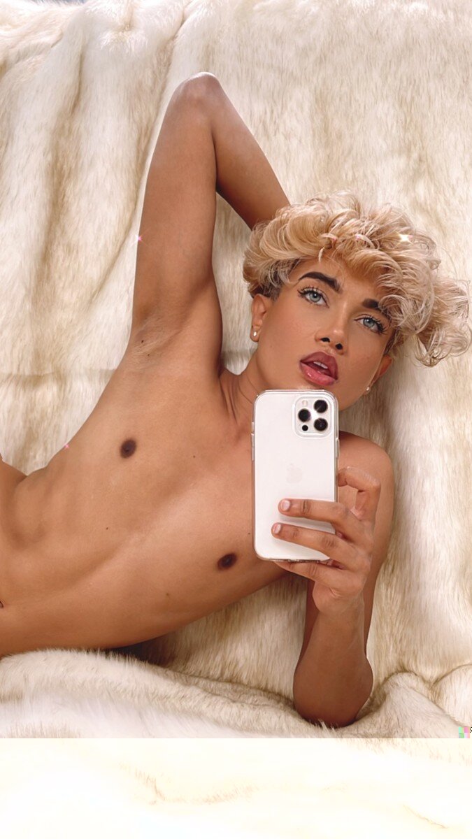 Skyler (@theofficialbarbieboi), OnlyFans creator