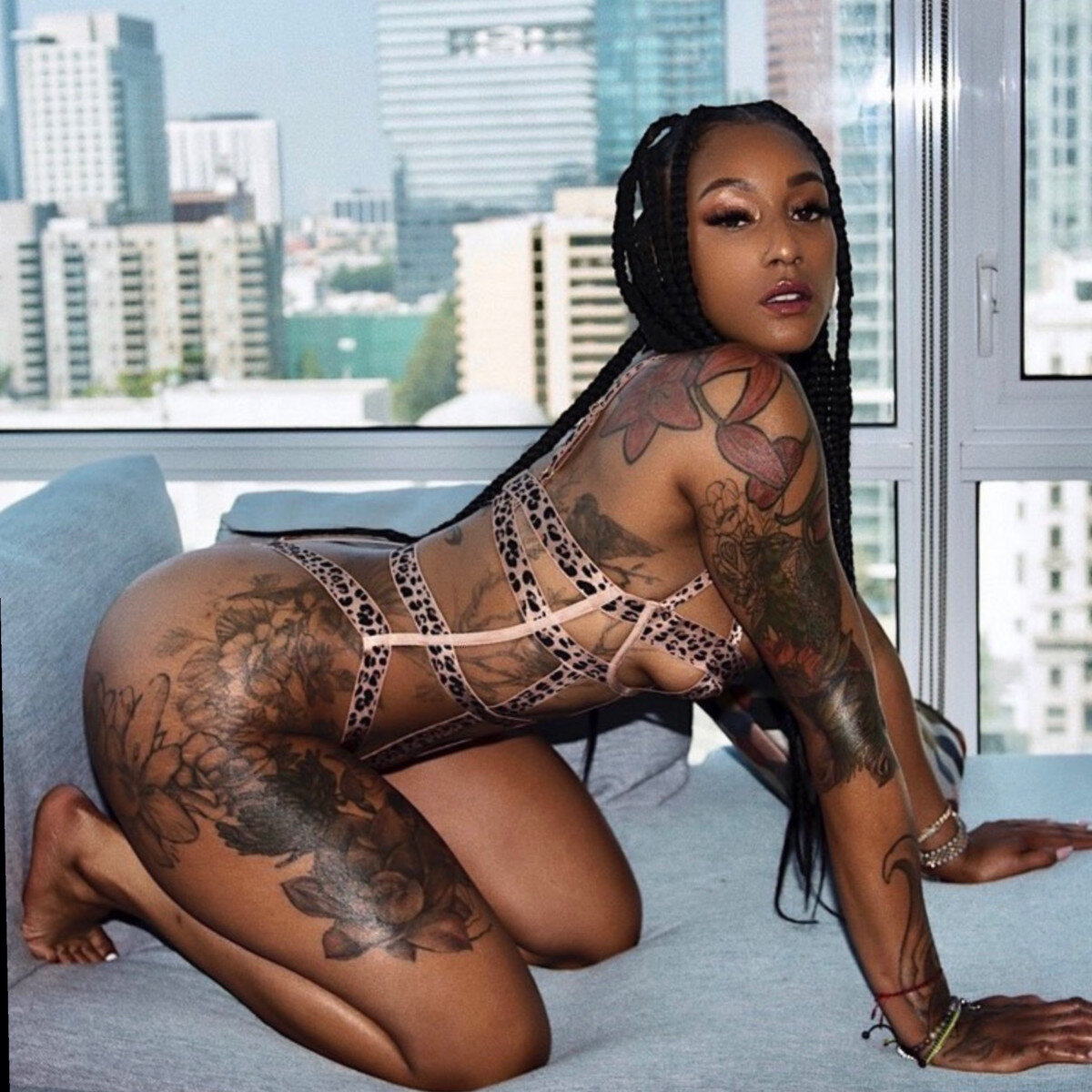 Theofficialmizztwerksum (@theofficialmizztwerksum), OnlyFans creator