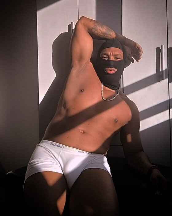 Theomiblack (@theomiblack), OnlyFans creator
