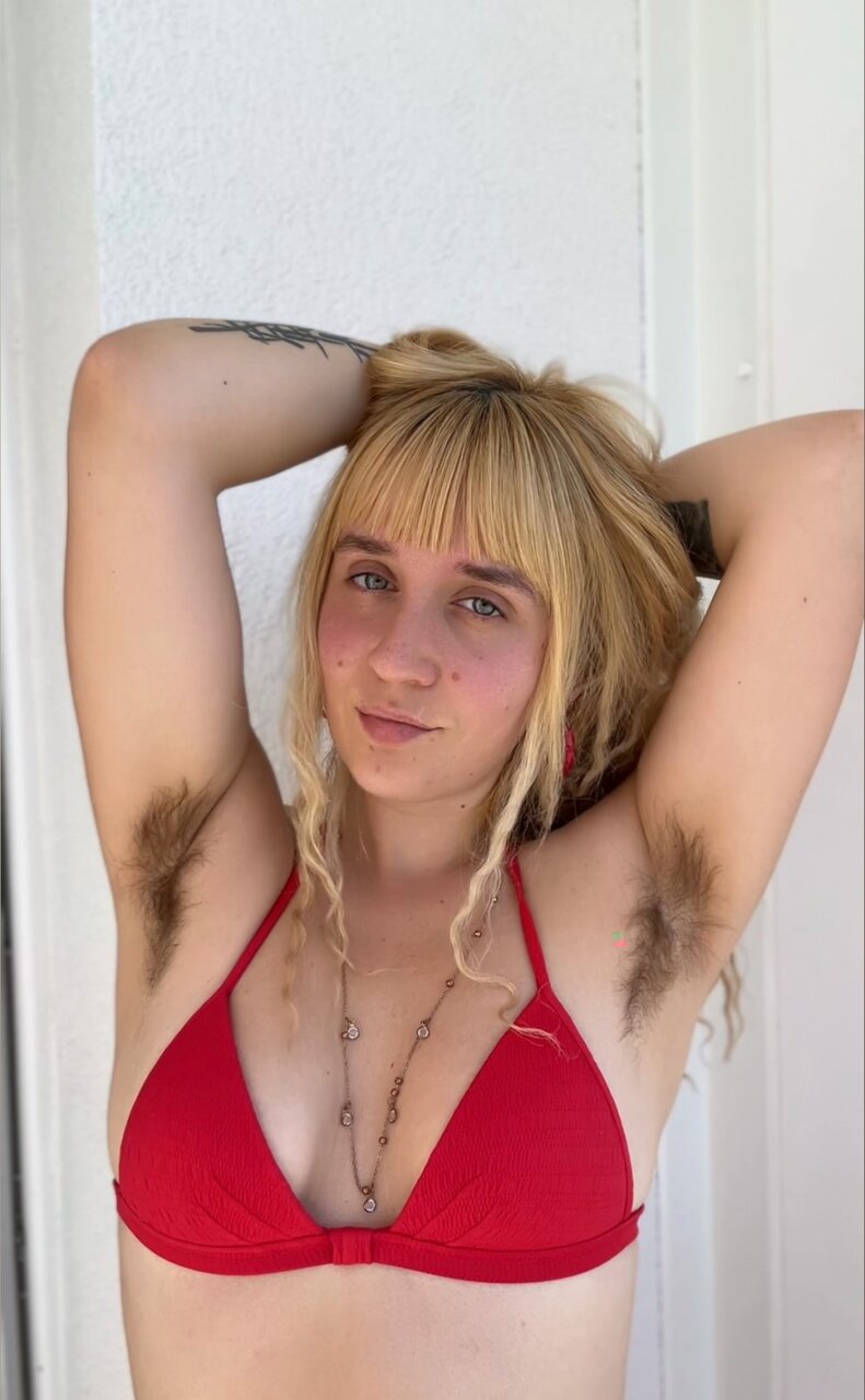 Theonehairyfairy (@theonehairyfairy), OnlyFans creator