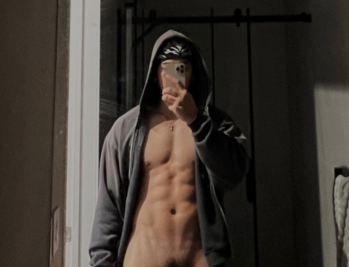 Theonlyice (@theonlyice), OnlyFans creator