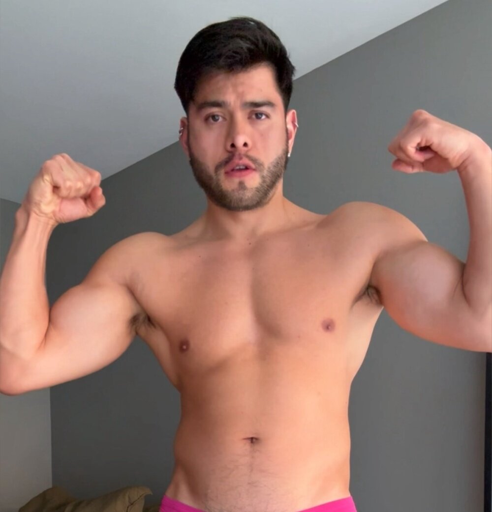 Theonlyinleb (@theonlyinleb), OnlyFans creator