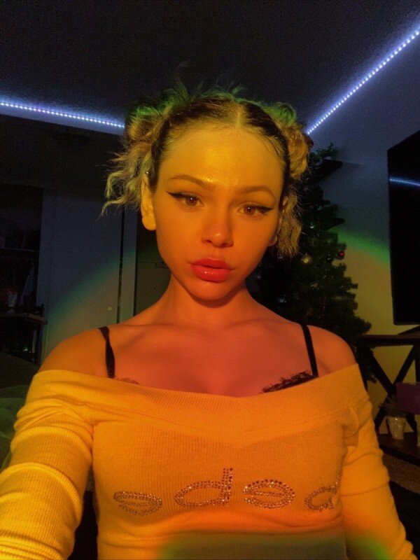 Theparisangel (@theparisangel), OnlyFans creator