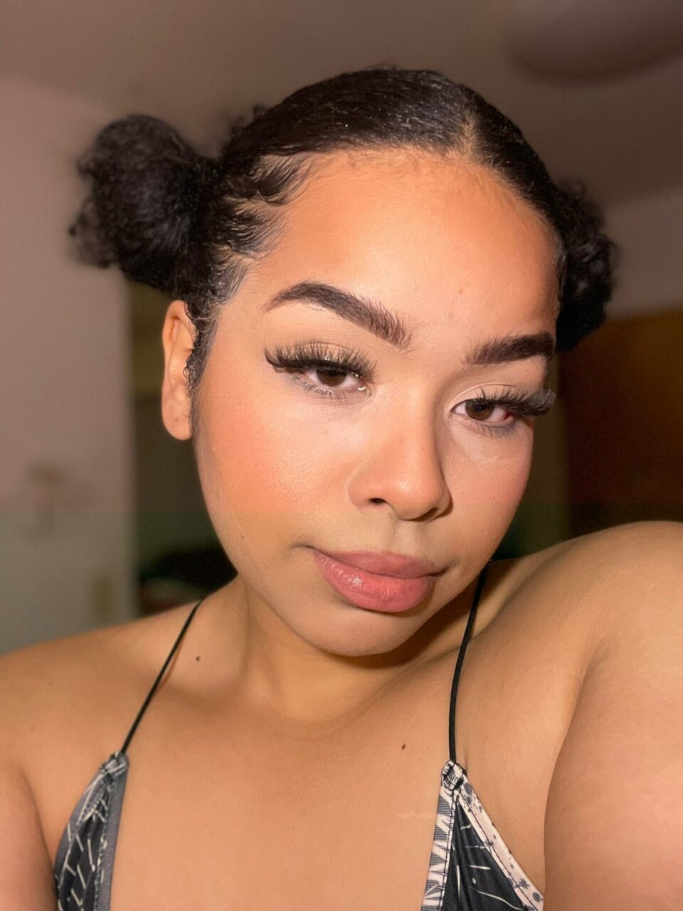 Theprettygirlmia (@theprettygirlmia), OnlyFans creator