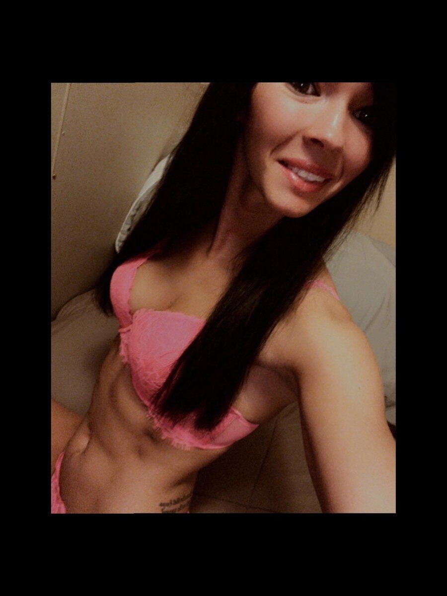 Thequeefa27 (@thequeefa27), OnlyFans creator