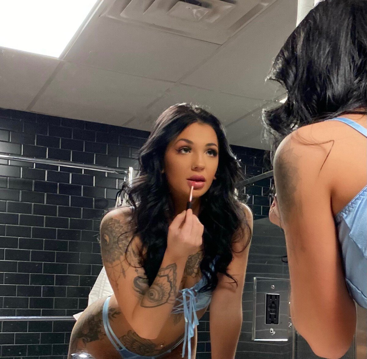 Therayarose (@therayarose), OnlyFans creator