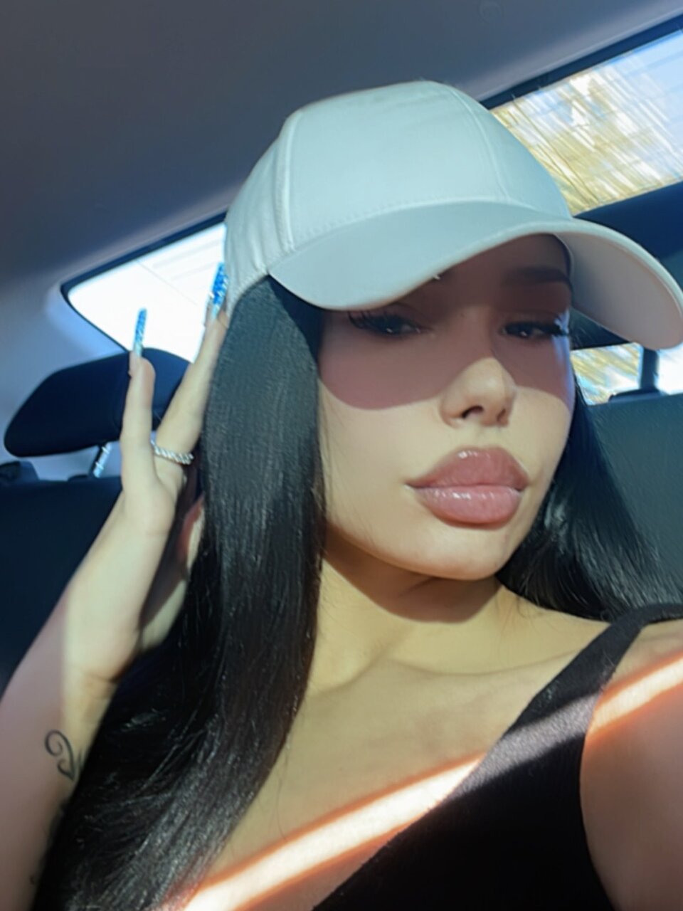 Therealhennessyybabyy (@therealhennessyybabyy), OnlyFans creator