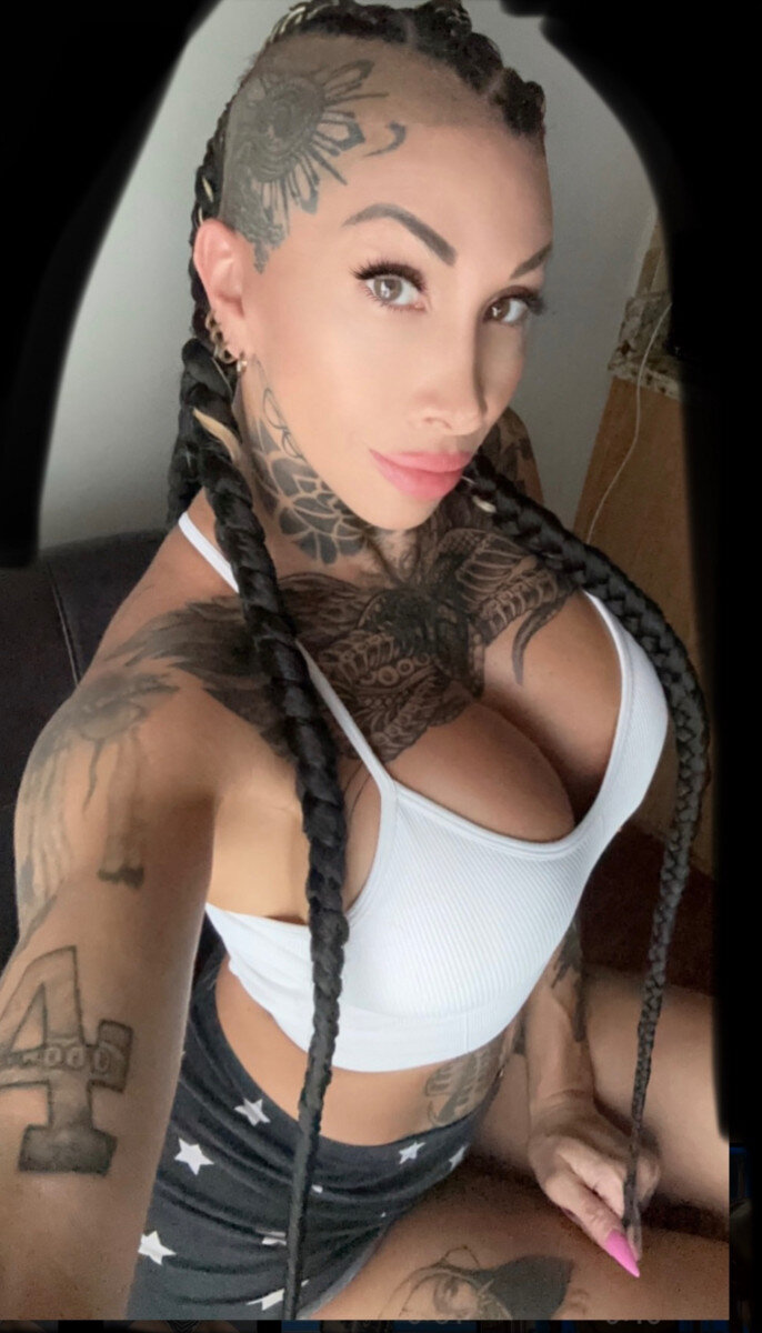 Therealkaylacarrera (@therealkaylacarrera), OnlyFans creator