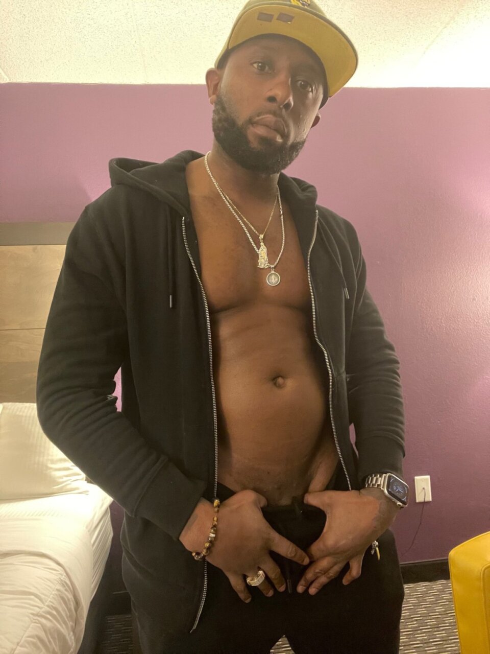Therealkeefe (@therealkeefe), OnlyFans creator