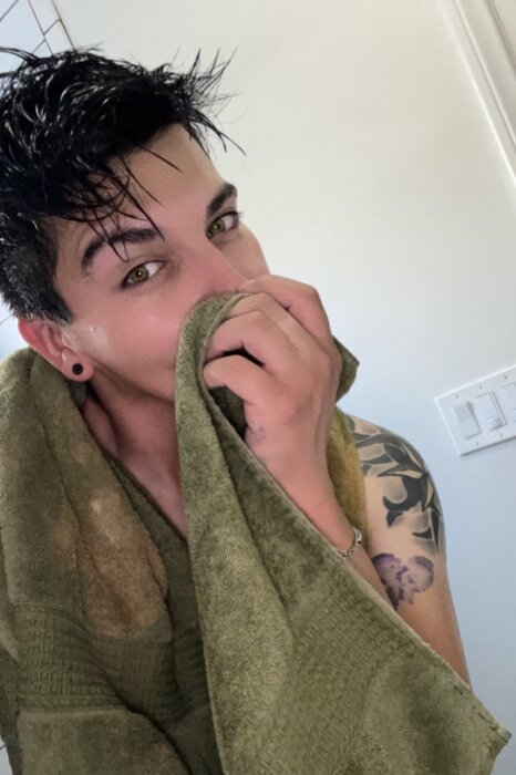 Therealpopangel69 (@therealpopangel69), OnlyFans creator