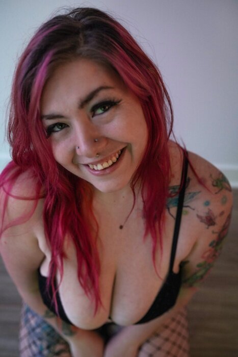 Thesheserpent (@thesheserpent), OnlyFans creator