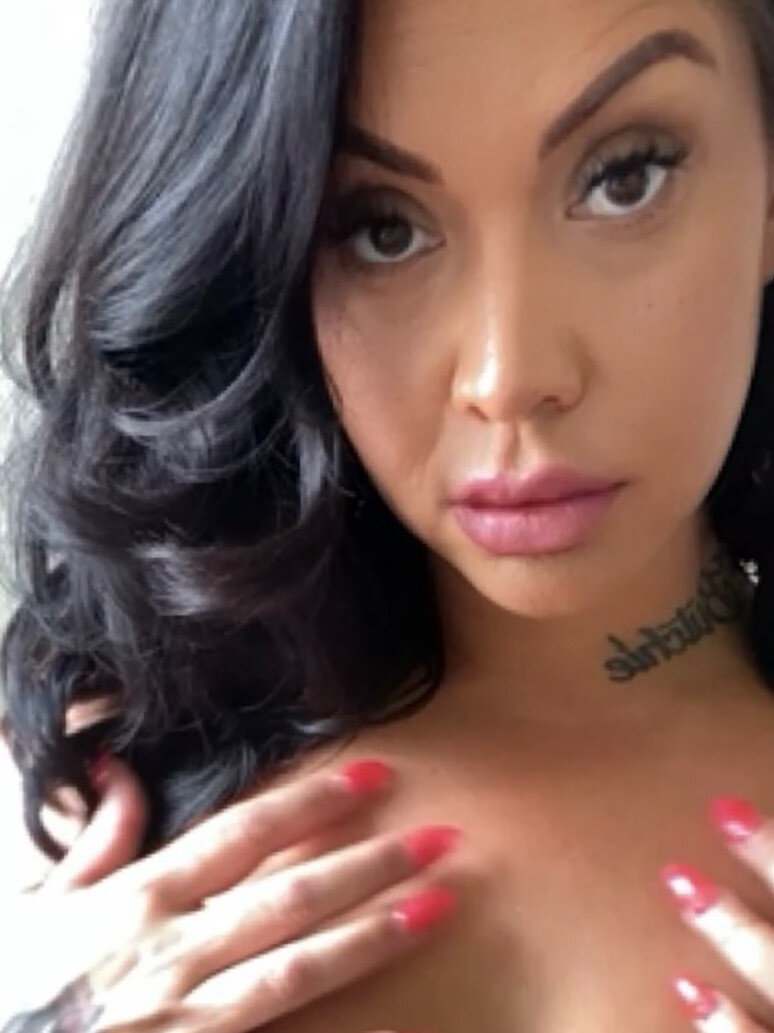 Theteddybeartinablair (@theteddybear_tinablair), OnlyFans creator