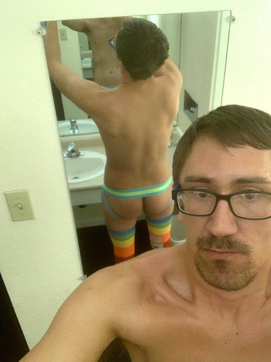 Thiccbttmboi (@thicc_bttm_boi), OnlyFans creator