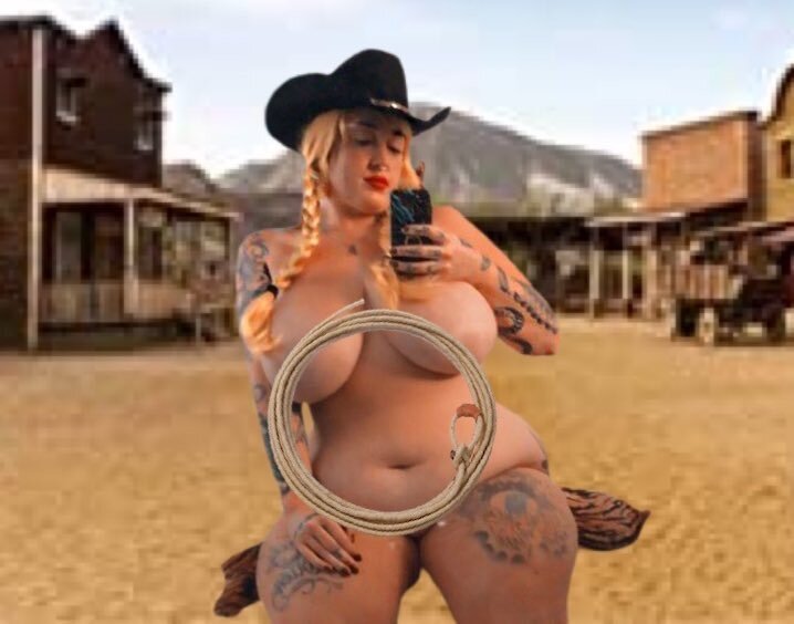 Thicclizzy (@thicclizzy), OnlyFans creator