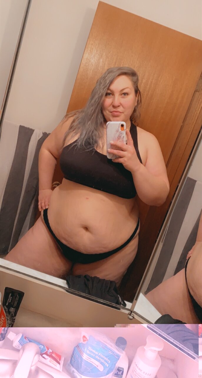 Thiccnsweet69 (@thiccnsweet69), OnlyFans creator