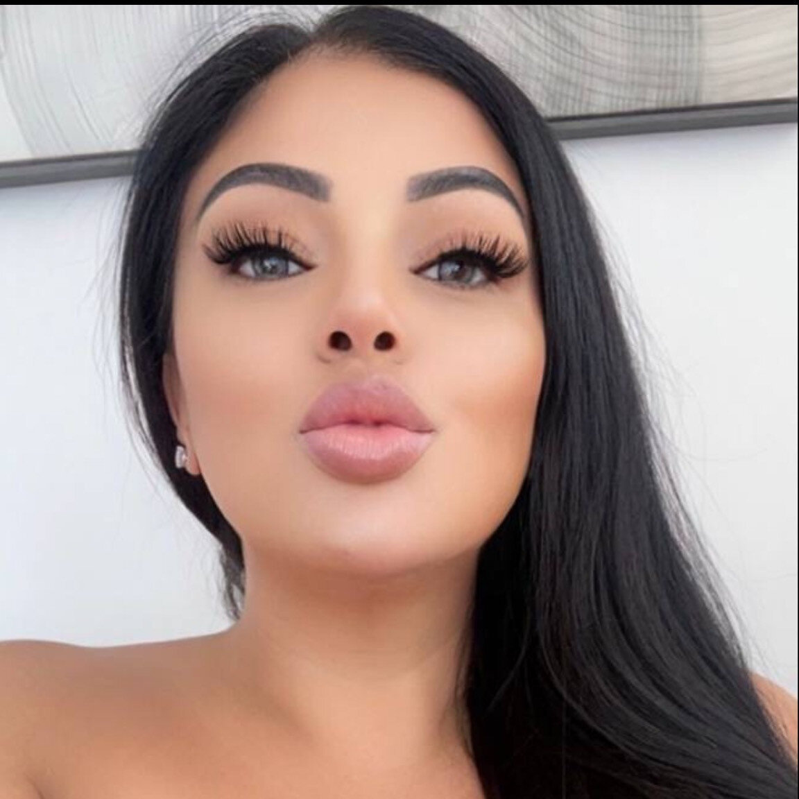 Thickbaddiejenna (@thickbaddie_jenna), OnlyFans creator