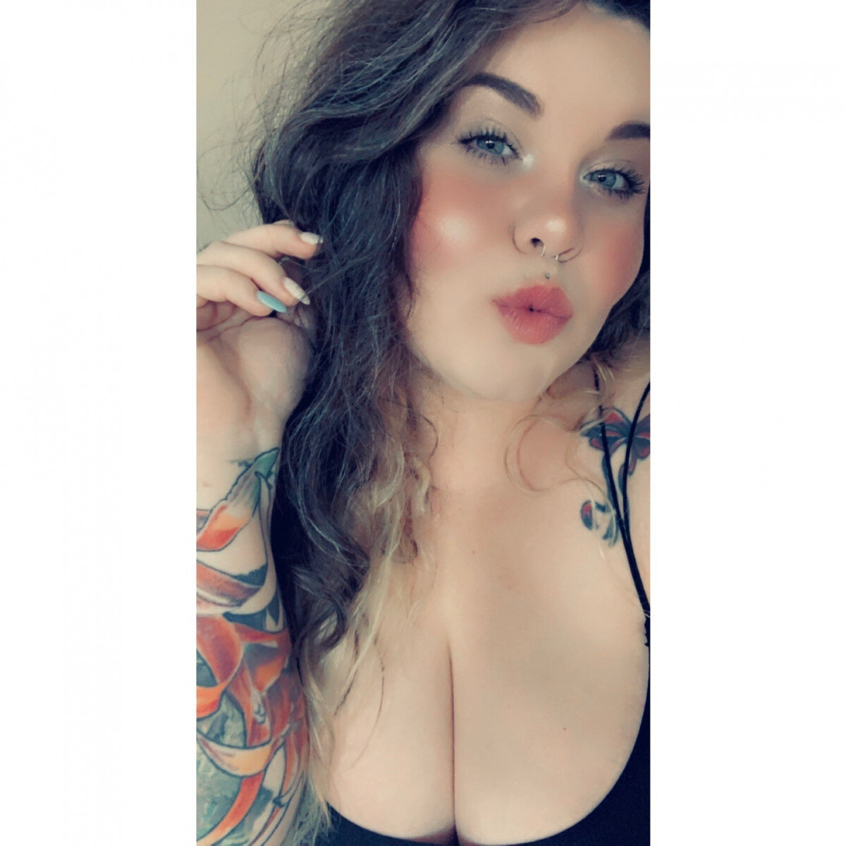 Thickerthanasnicker2012 (@thickerthanasnicker2012), OnlyFans creator