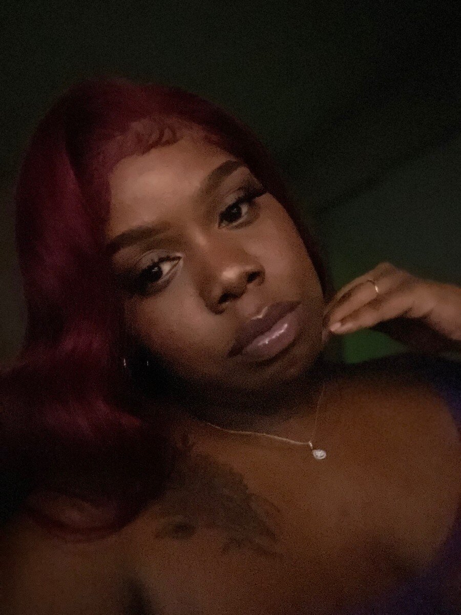 Thickmamat8 (@thickmamat8), OnlyFans creator