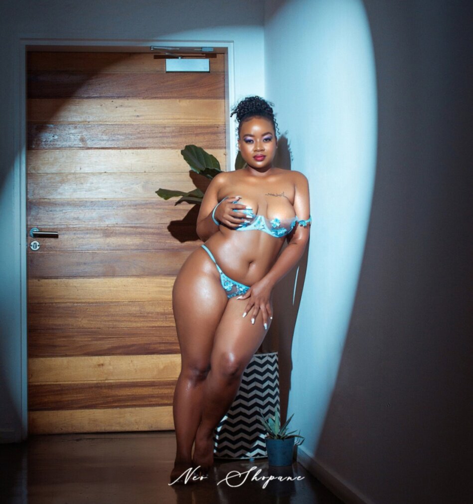 Thokothickumz (@thokothickumz), OnlyFans creator
