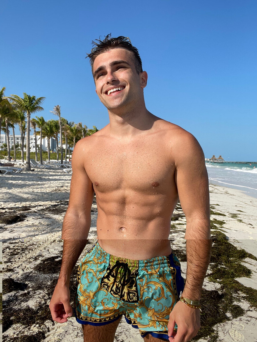 Thonygreyfree (@thonygreyfree), OnlyFans creator
