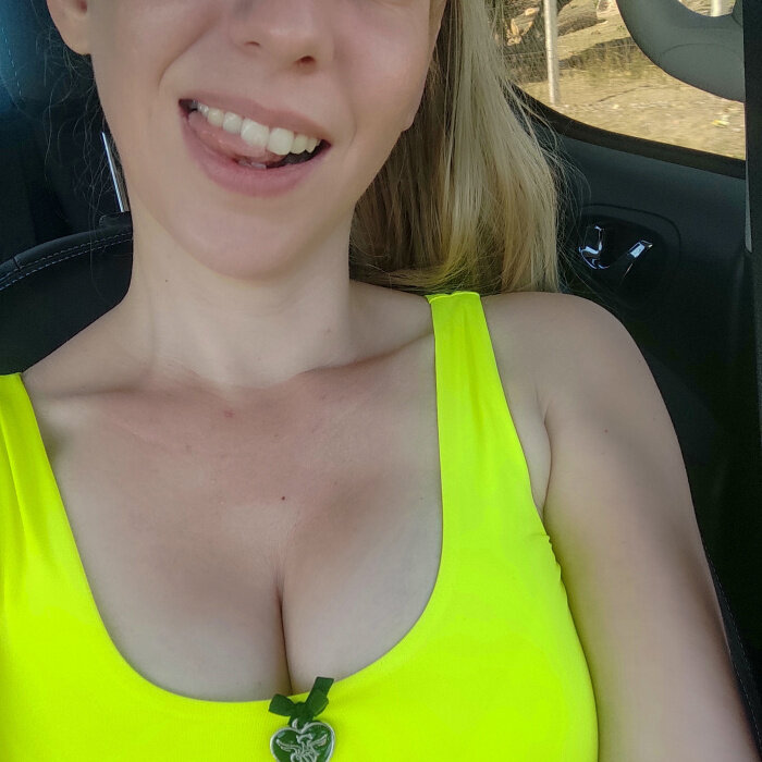 your (@tiabalton), OnlyFans creator
