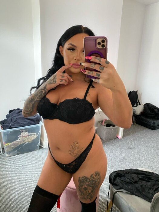 Tiffanyygrayy (@tiffanyygrayy), OnlyFans creator
