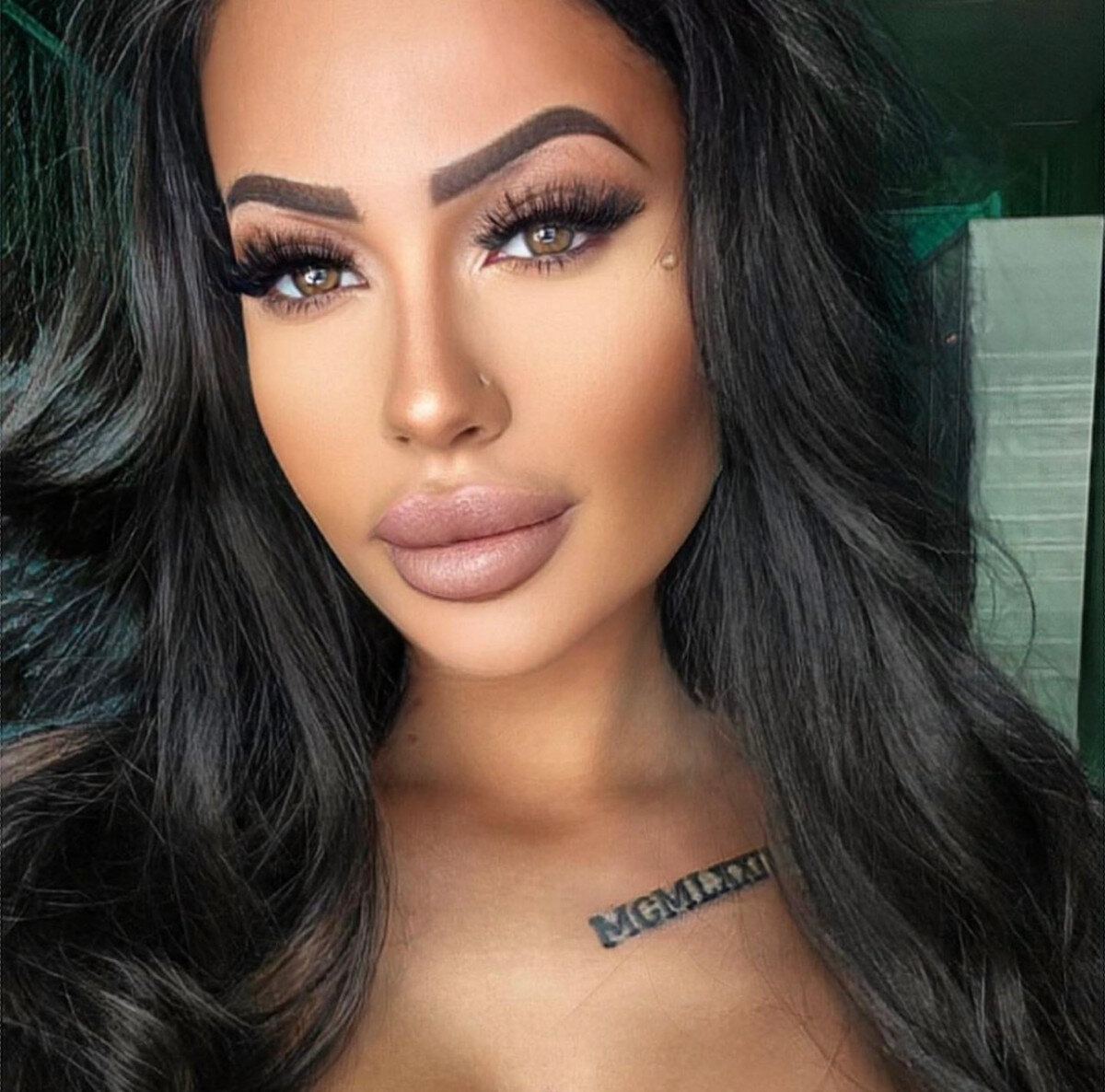 Tinaflower01 (@tinaflower_01), OnlyFans creator