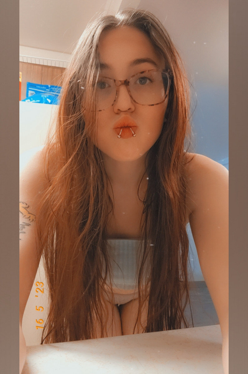 tink (@tinker-bell1331), OnlyFans creator