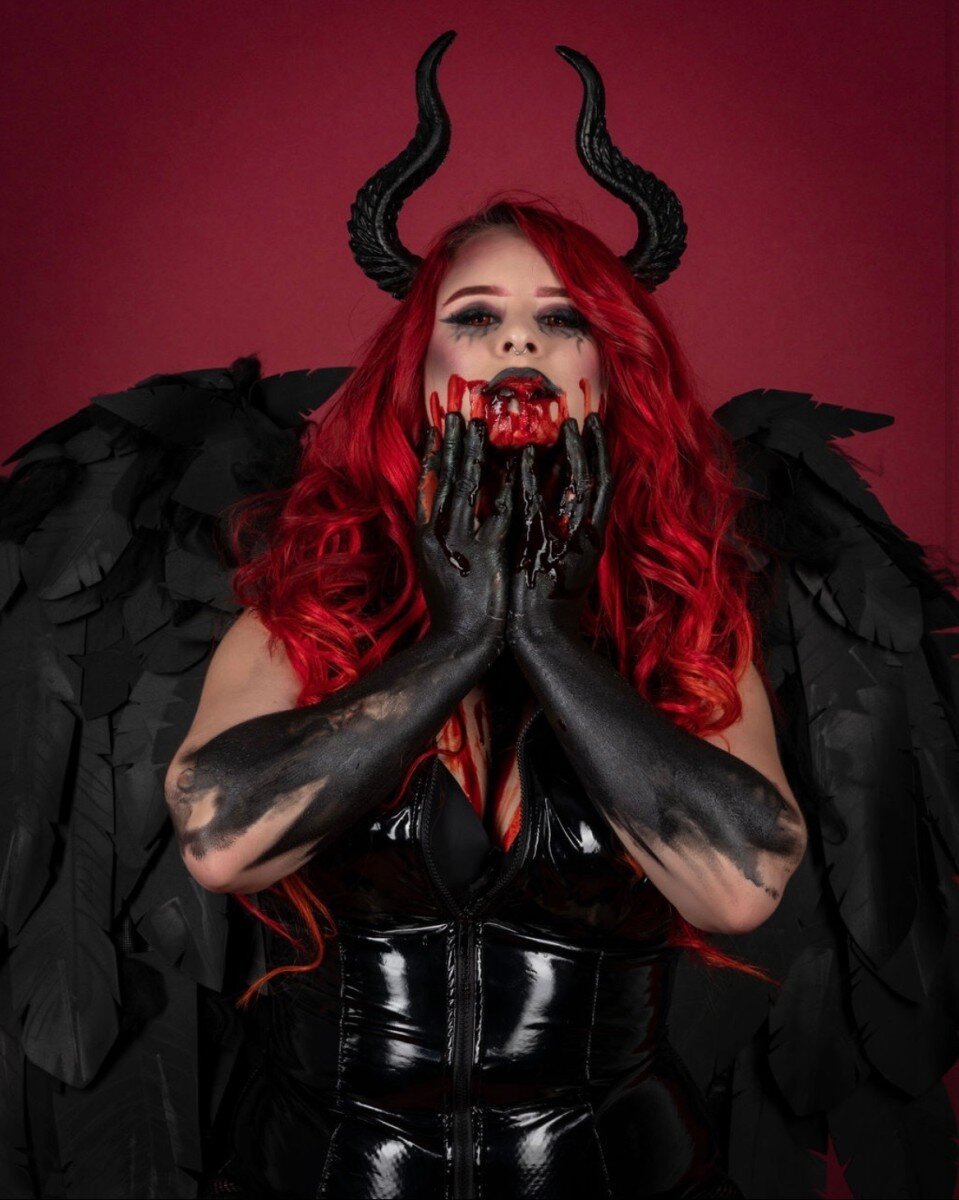 Tinyelise (@tinyelise), OnlyFans creator