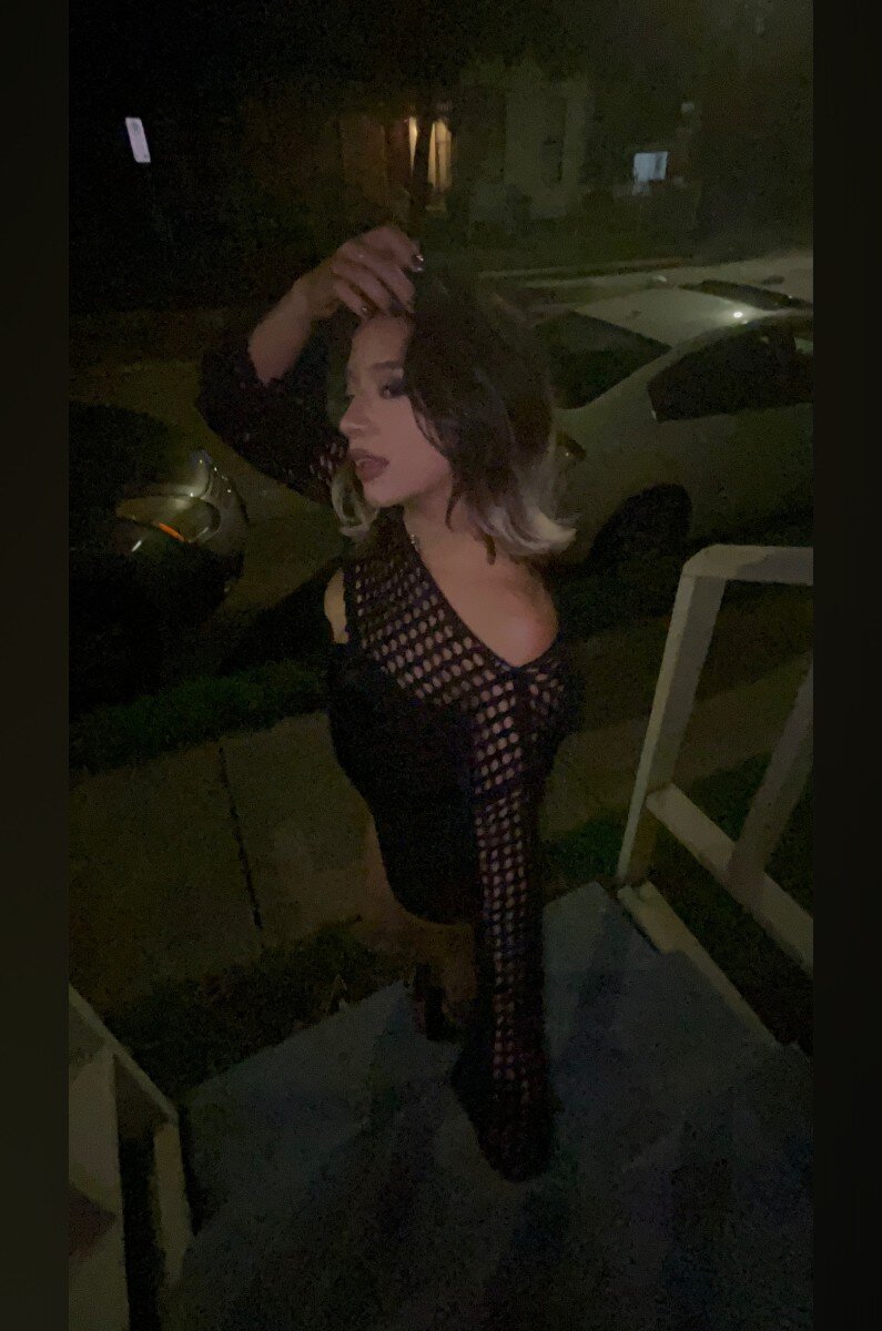 Tinylovetoess (@tinylovetoess), OnlyFans creator