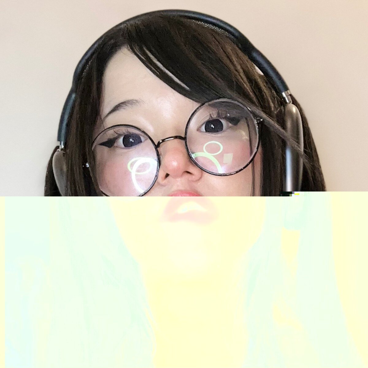 Tinyvampfangs (@tinyvampfangs), OnlyFans creator