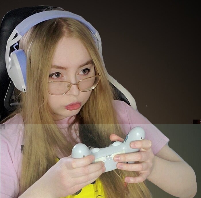 Tiredgamergf (@tiredgamergf), OnlyFans creator
