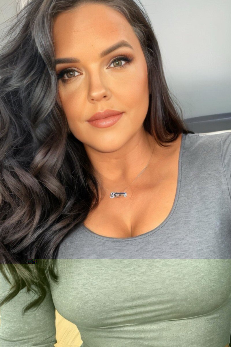 Tlc90dayrebecca (@tlc90dayrebecca), OnlyFans creator