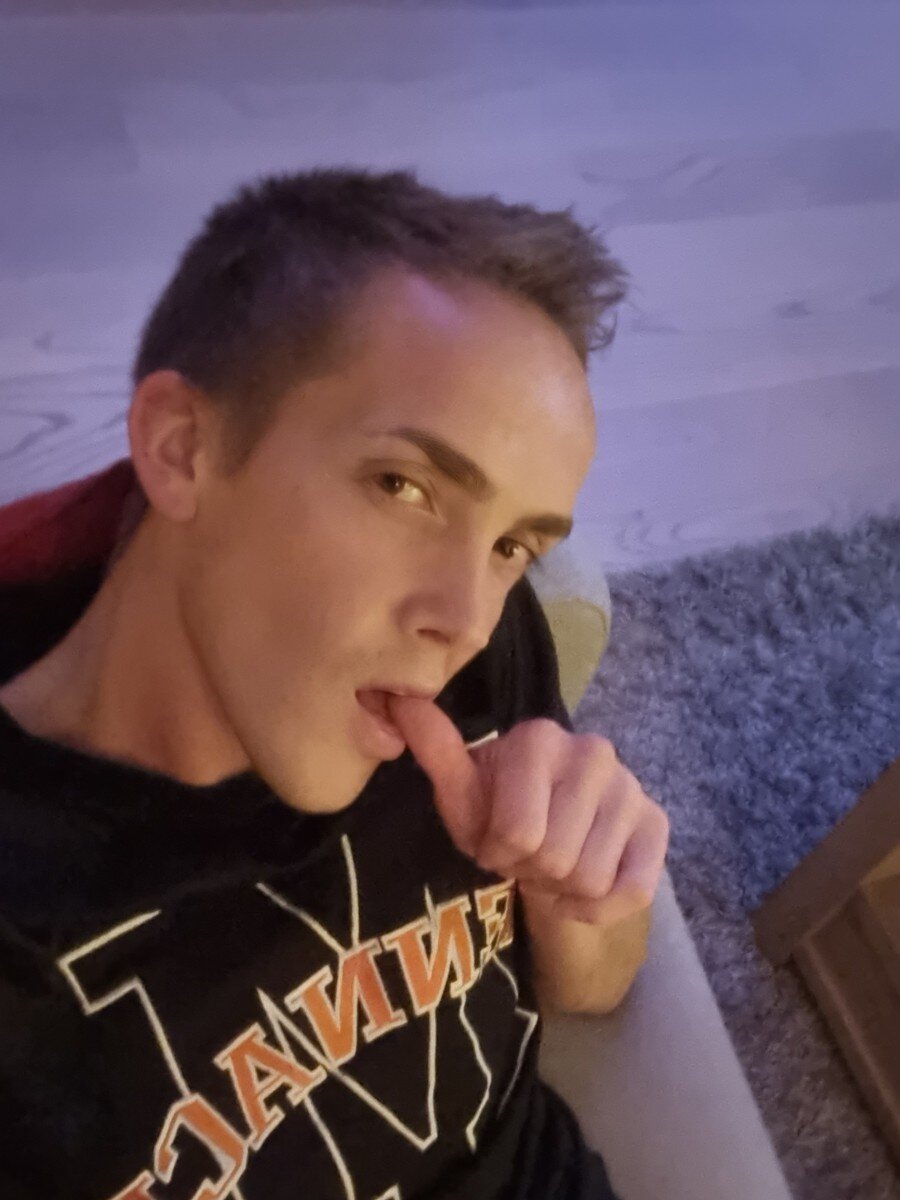 Tluno (@tluno), OnlyFans creator