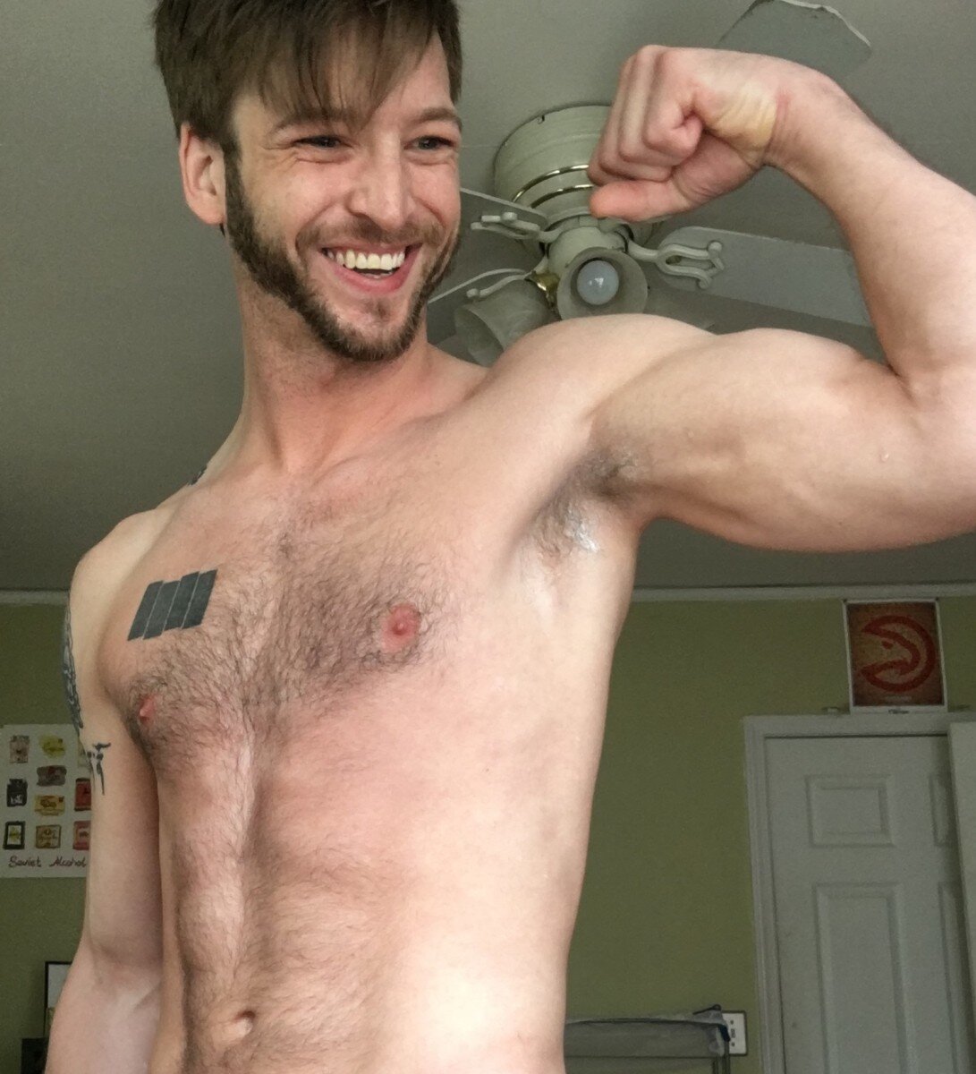 Tomarre (@tomar_re), OnlyFans creator