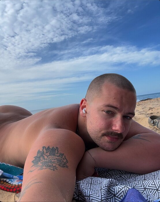 Tombooty (@tombooty), OnlyFans creator