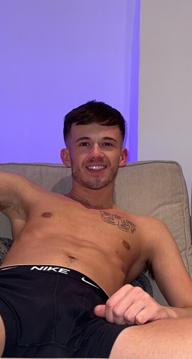 Tommyt4 (@tommyt4), OnlyFans creator