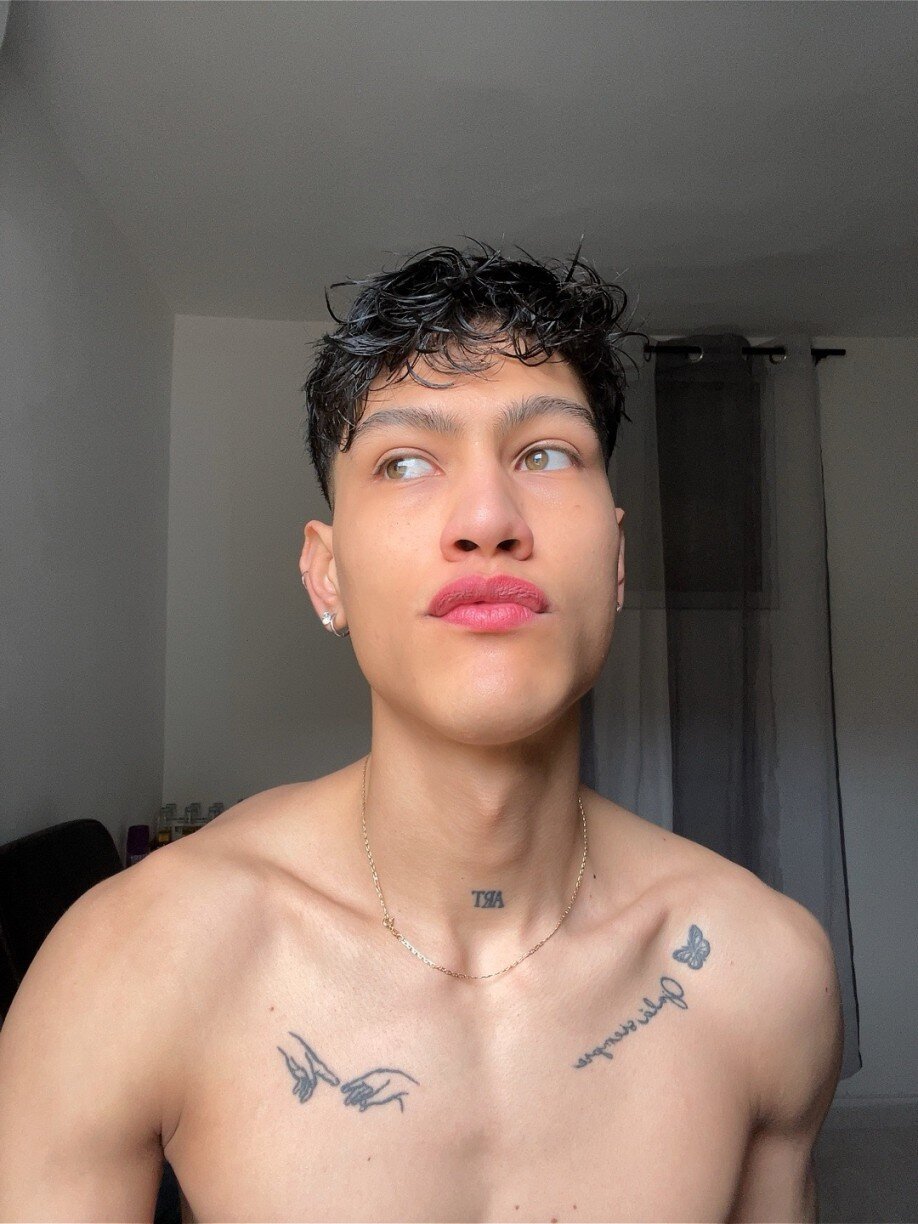 Toni (@tonivx), OnlyFans creator