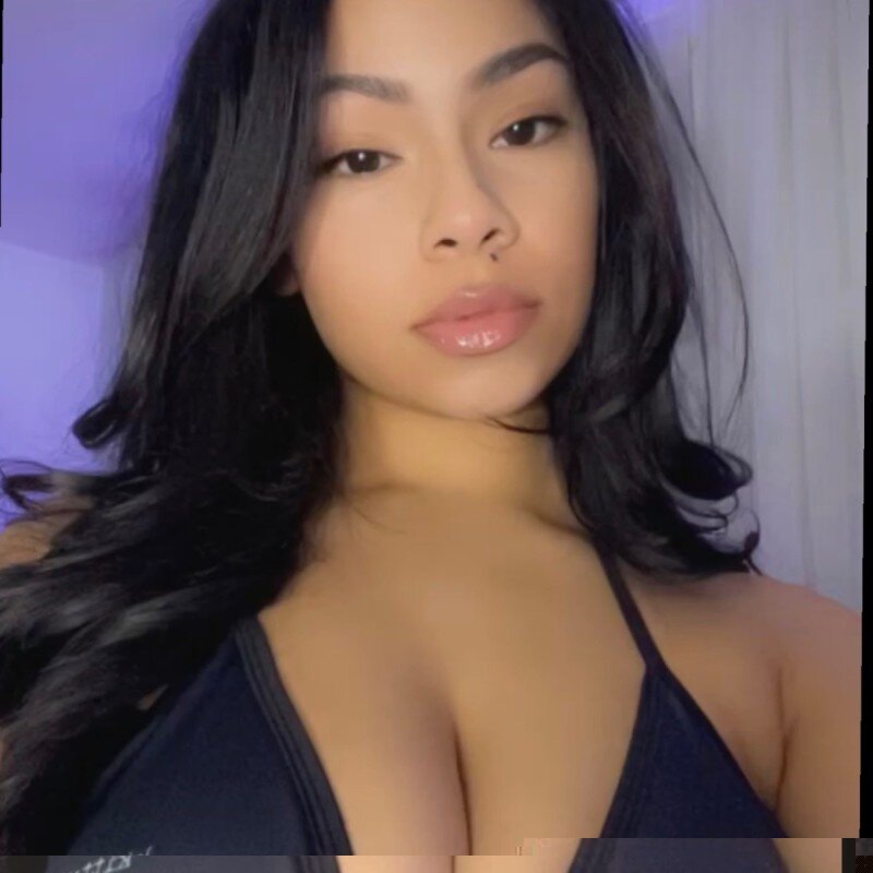 Toohighforthiis (@toohighforthiis), OnlyFans creator