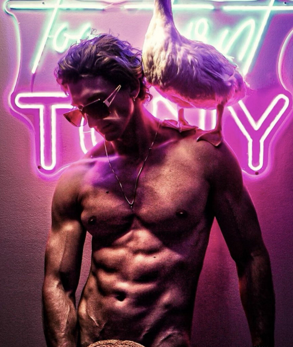 Tooturntuncensored (@tooturntuncensored), OnlyFans creator