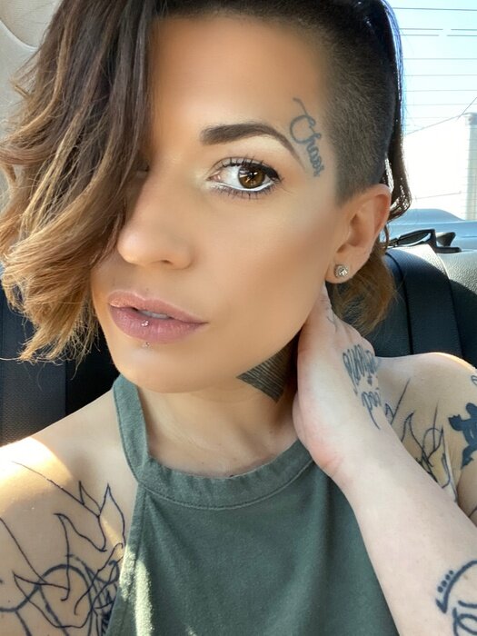 Toria327xox (@toria327xox), OnlyFans creator