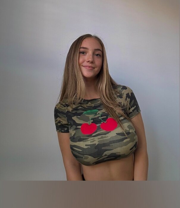 Toriitrevino (@torii.trevino), OnlyFans creator