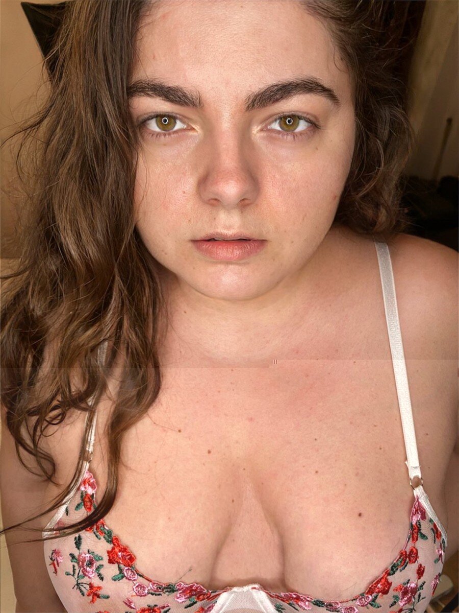 Anna (@toxicannabella), OnlyFans creator