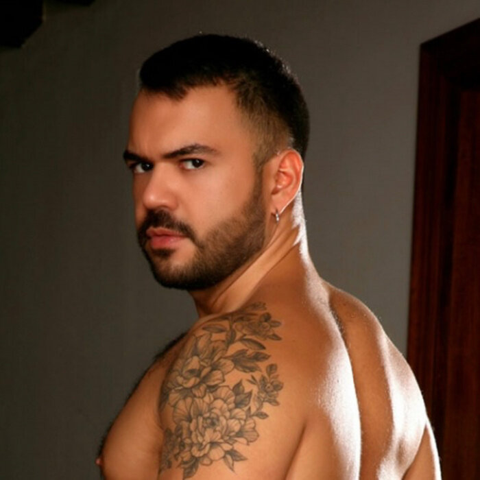 Toyboycharliex (@toyboycharliex), OnlyFans creator
