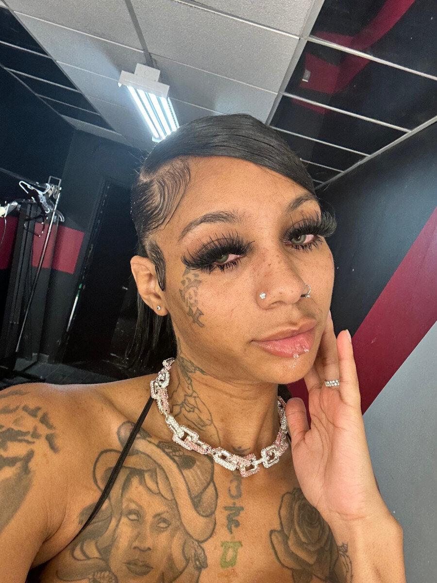Trapsweetyy (@trapsweetyy), OnlyFans creator